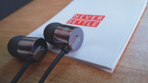 oneplus bullets v2 earphones